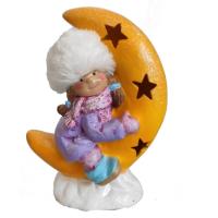 Девочка обнимает месяц 716413/W242